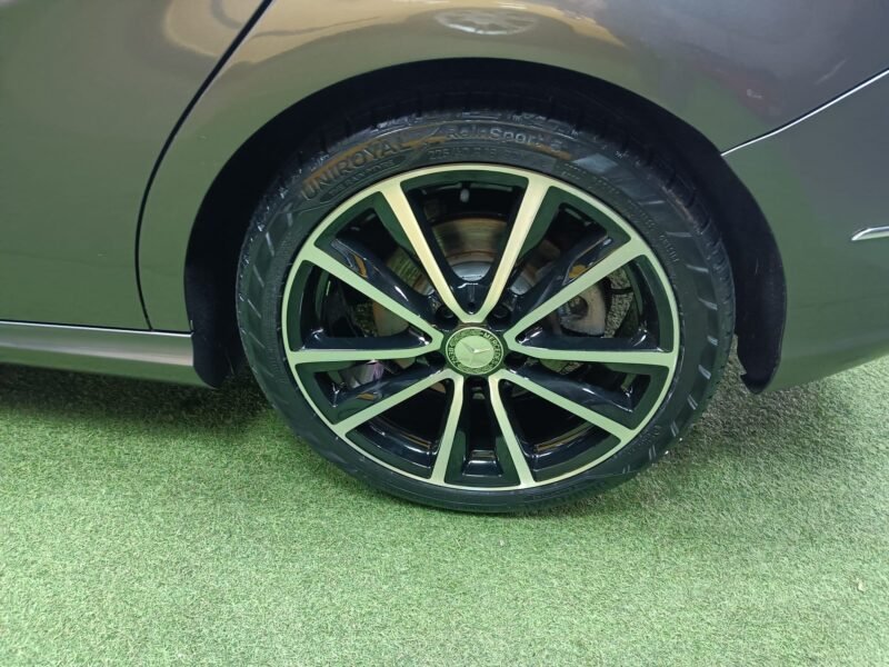 MERCEDES-BENZ B220 220 CDI