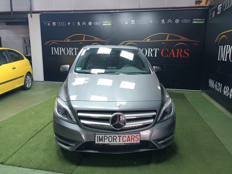 MERCEDES-BENZ B220 220 CDI
