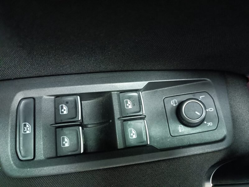 VOLSWAGUEN Touran 2.0 tdi