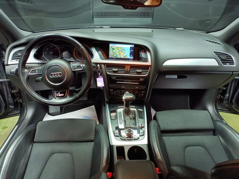 AUDI A-4 AVANT 2.0 TDI 150 SLINE