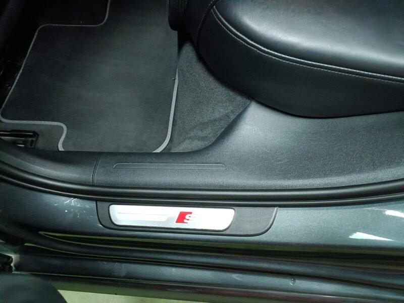 AUDI A-4 AVANT 2.0 TDI 150 SLINE