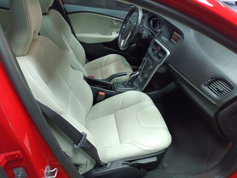 VOLVO V40 2.0 AUTOMATICO