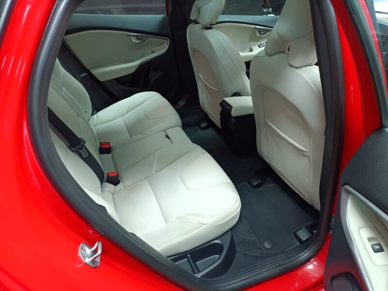 VOLVO V40 2.0 AUTOMATICO