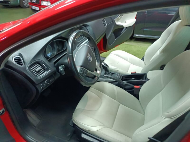 VOLVO V40 2.0 AUTOMATICO