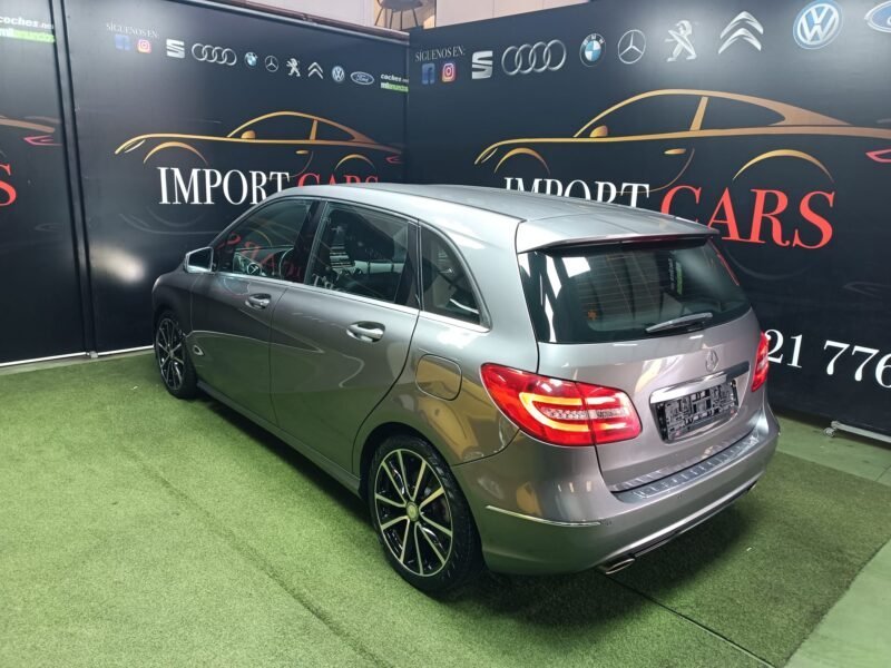 MERCEDES-BENZ Clase B 220 CDI