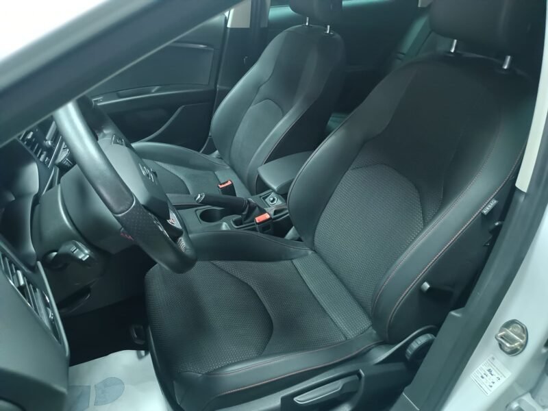 SEAT LEON 2.0 TDI FR