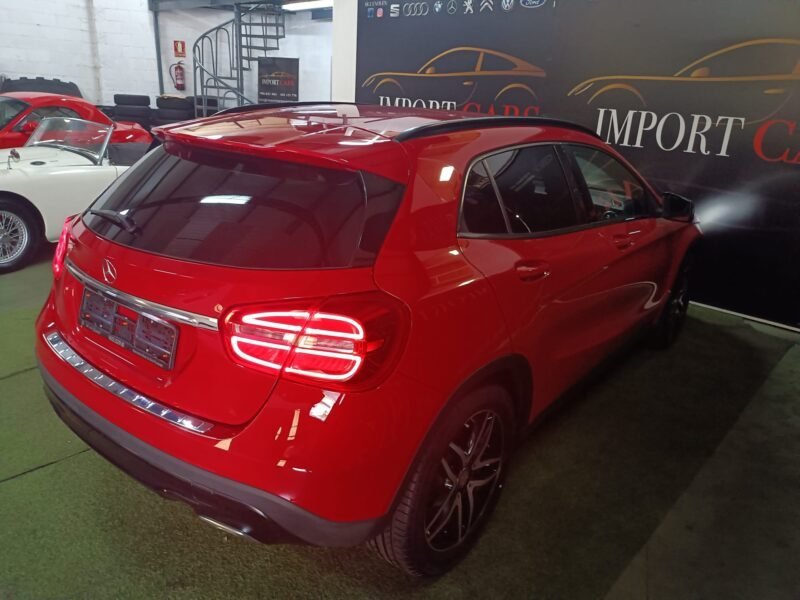 MERCEDES-BENZ GLA 200 CDI