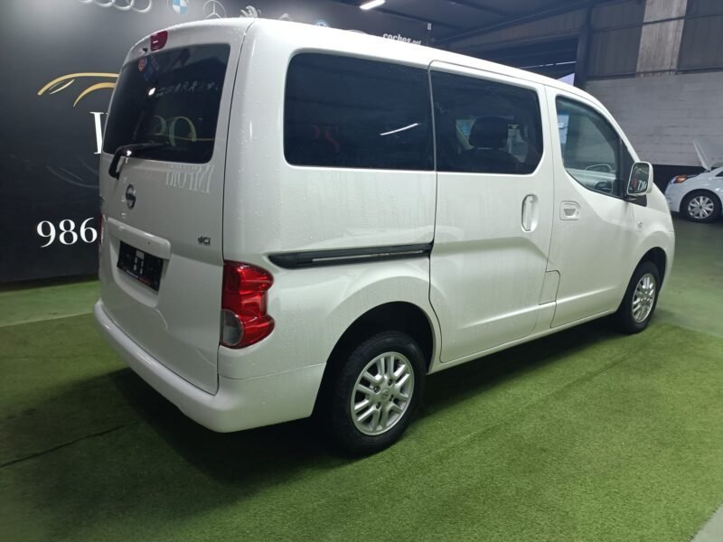 NISSAN NV200 EVALIA