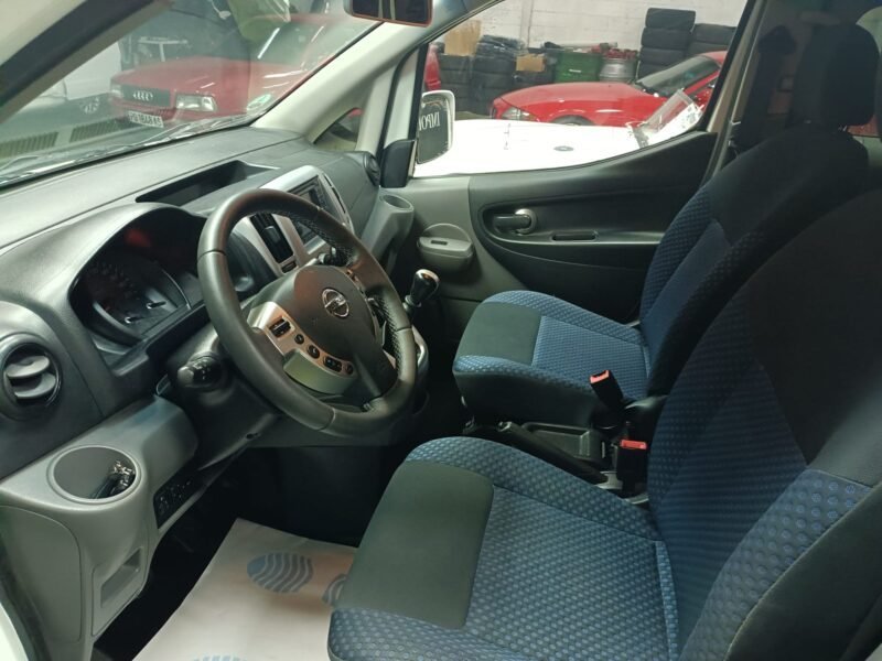 NISSAN NV200 EVALIA
