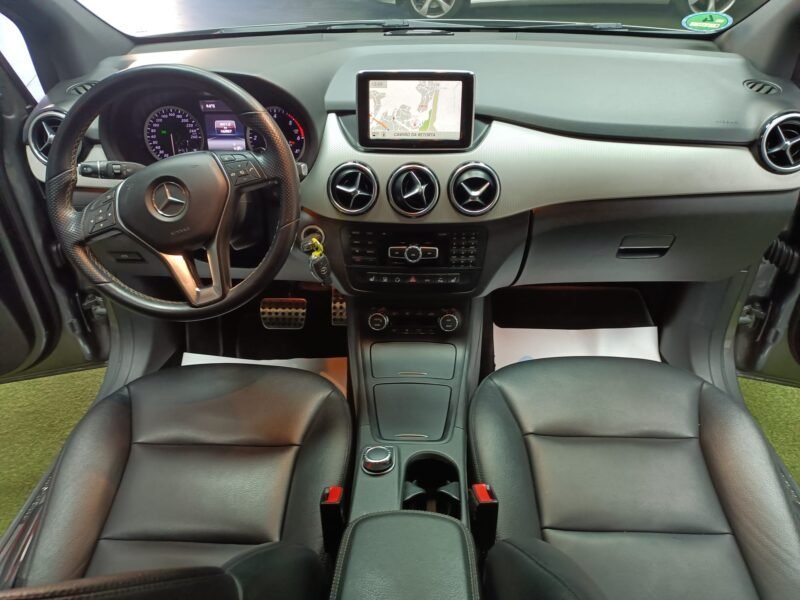 MERCEDES-BENZ Clase B 220 CDI