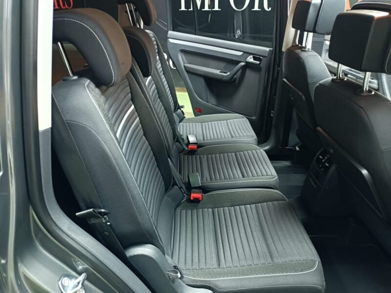 VOLKSWAGEN Touran 2.0 tdi