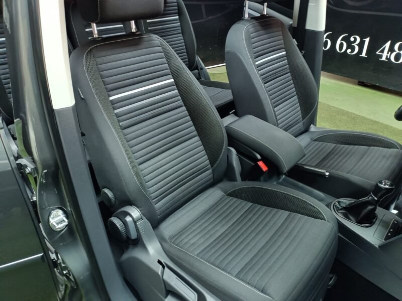 VOLKSWAGEN Touran 2.0 tdi