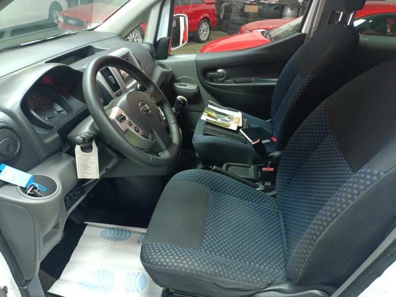 NISSAN NV200 EVALIA