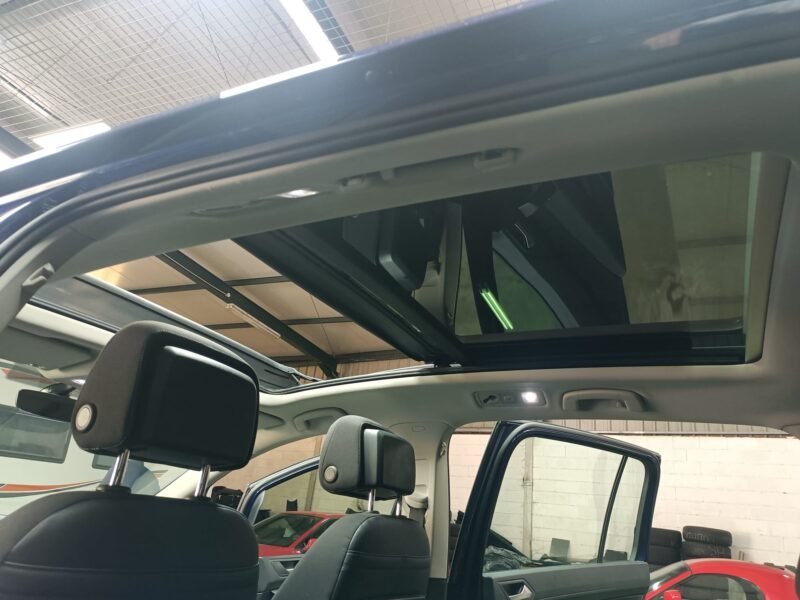 VOLKSWAGEN Touran 2.0 tdi