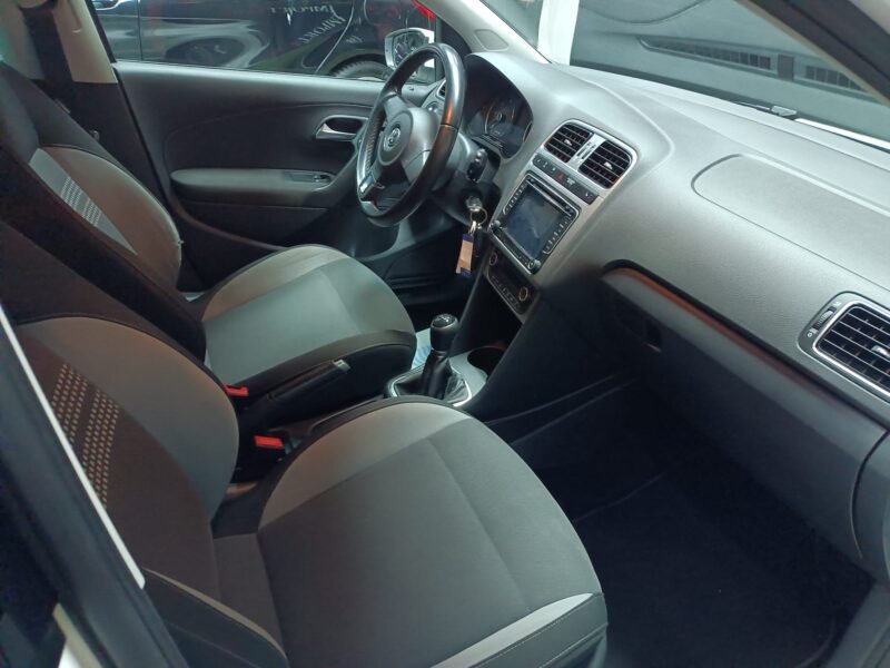 VOLKSWAGEN POLO 1.2 TDI