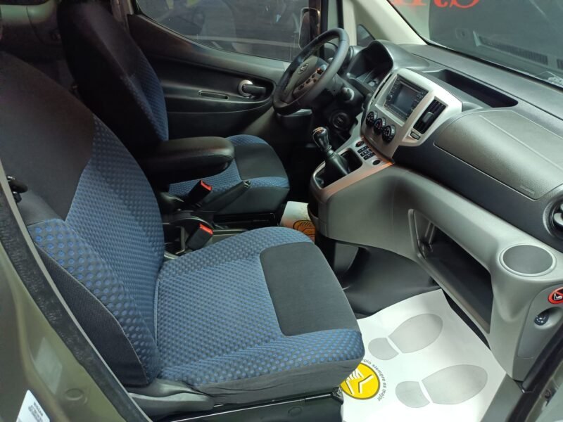 NISSAN NV200 EVALIA 7 PLAZAS
