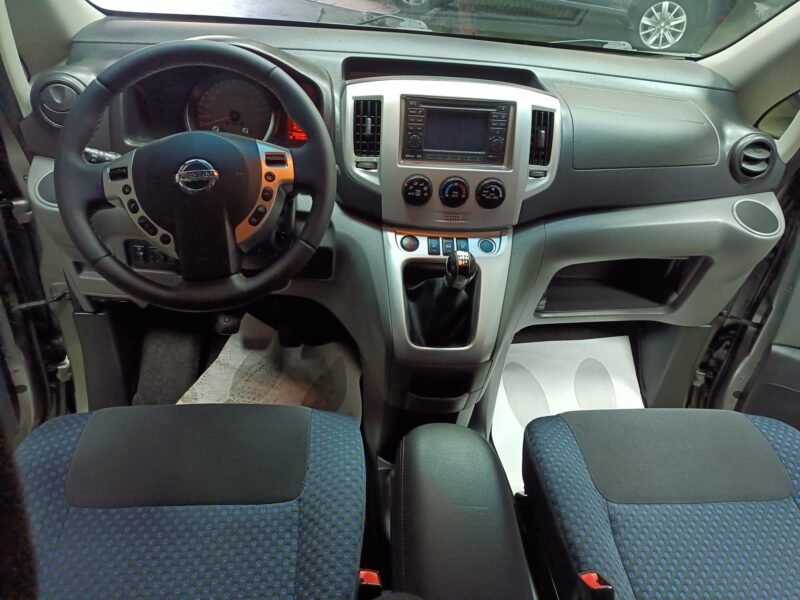 NISSAN NV200 EVALIA 7 PLAZAS