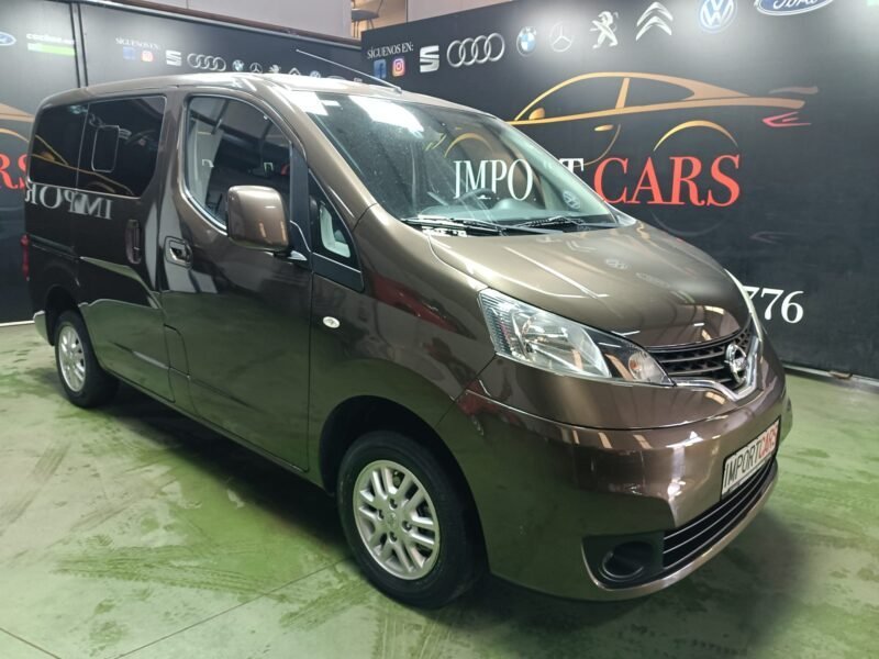 NISSAN NV200 EVALIA 7 PLAZAS