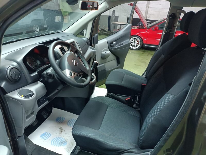 NISSAN NV200 EVALIA 7 PLAZAS