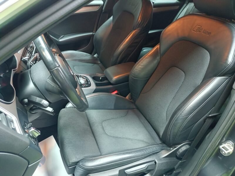 AUDI A4 Avant 2.0 TDI 150 SLINE