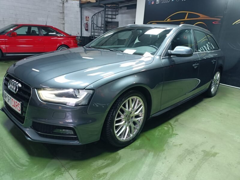 AUDI A4 Avant 2.0 TDI 150 SLINE
