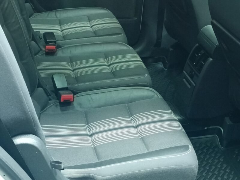 VOLKSWAGEN Touran 2.0 tdi