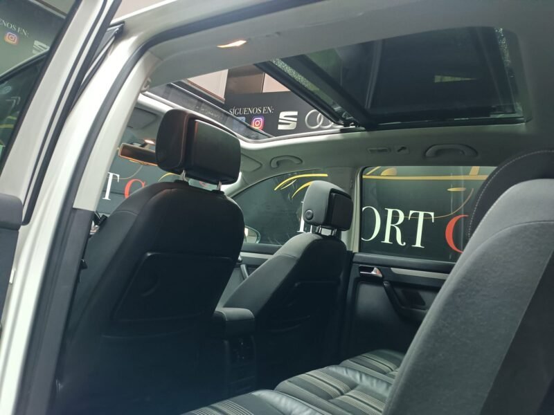 VOLKSWAGEN Touran 2.0 tdi