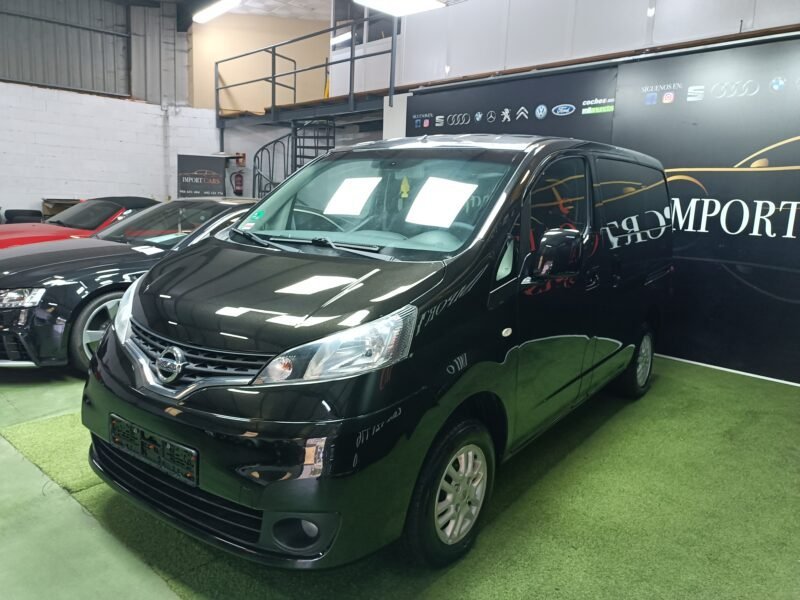 NISSAN NV200 200 EVALIA 110 C.V 6 VELOCIDADES