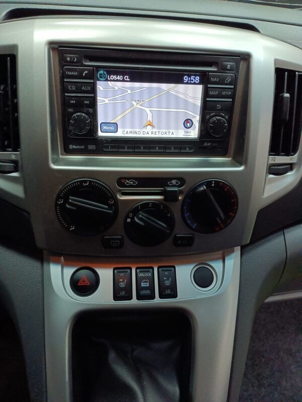 NISSAN NV200 200 EVALIA 110 C.V 6 VELOCIDADES