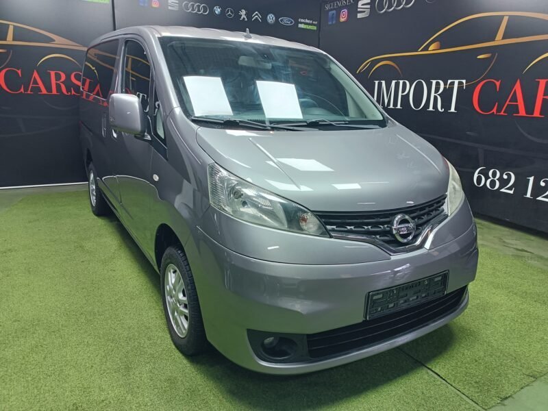 NISSAN NV200 EVALIA 90 C.V 5 PLAZAS