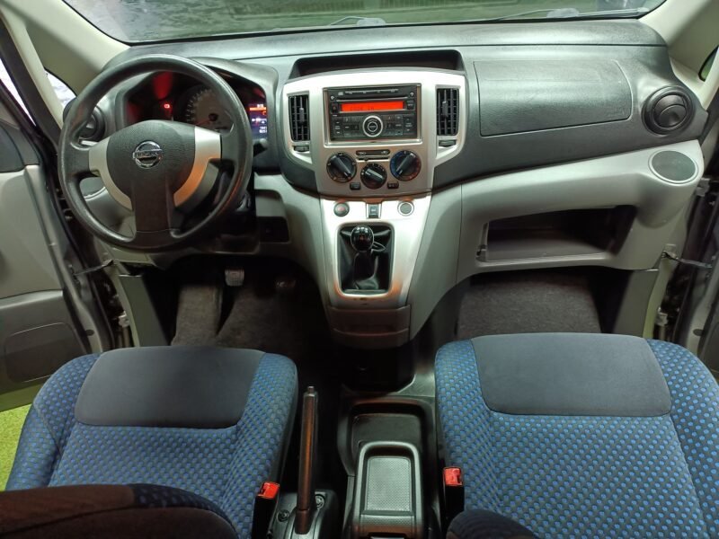 NISSAN NV200 EVALIA 90 C.V 5 PLAZAS