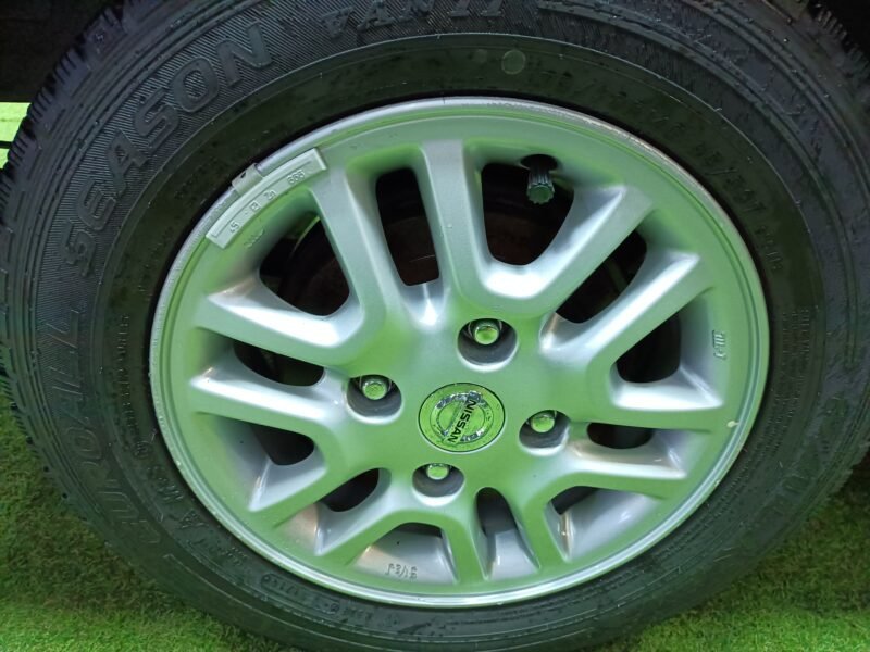 NISSAN NV200 EVALIA 90 C.V 5 PLAZAS