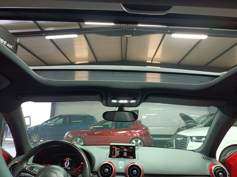 AUDI A1 2.0 TDI SLINE