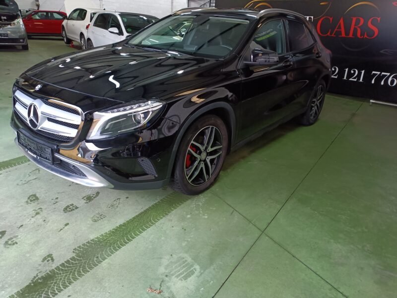 MERCEDES-BENZ GLA 200 CDI