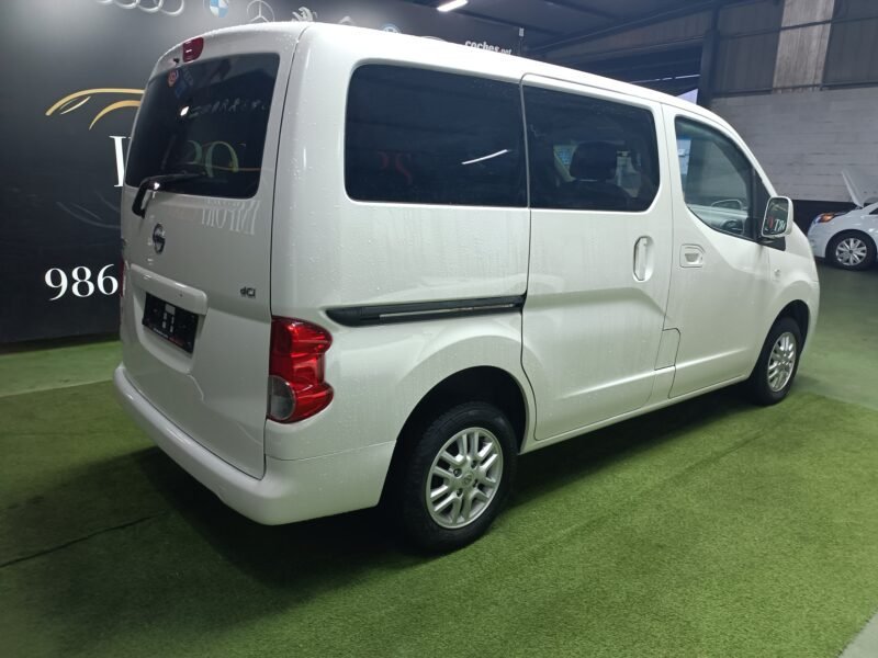 NISSAN NV200 EVALIA