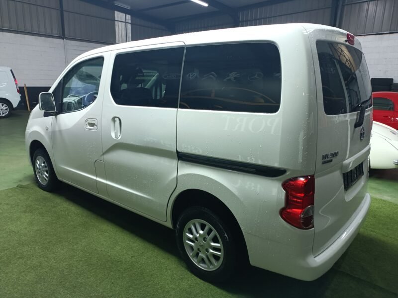 NISSAN NV200 EVALIA