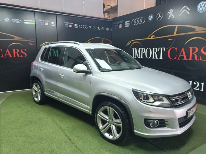 VOLKSWAGEN Tiguan 4 MOTION RLINE