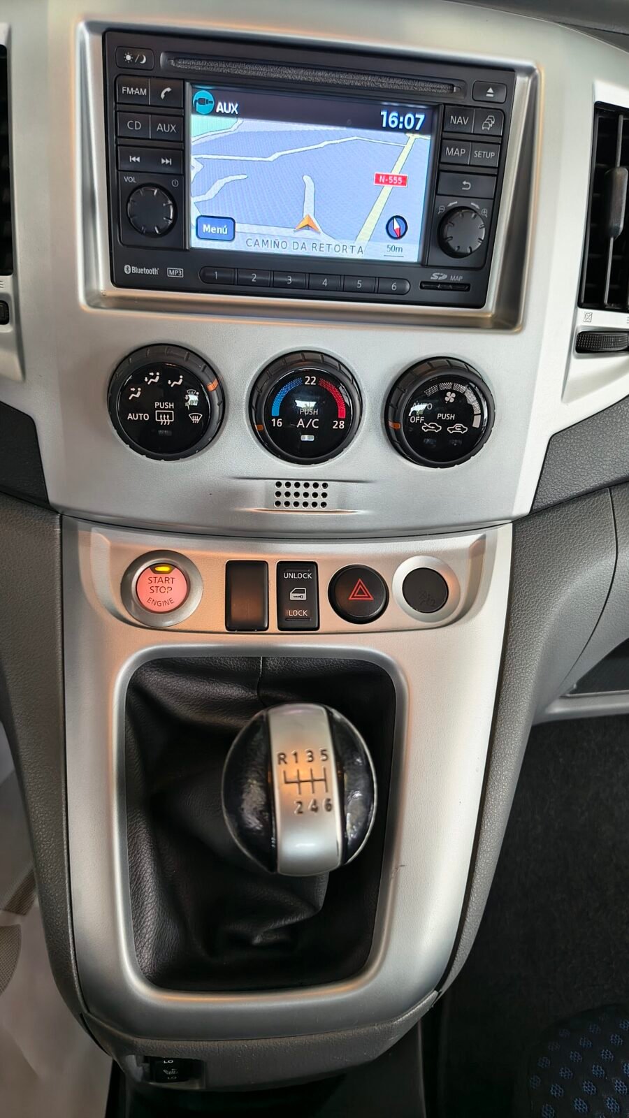 NISSAN NV200 EVALIA