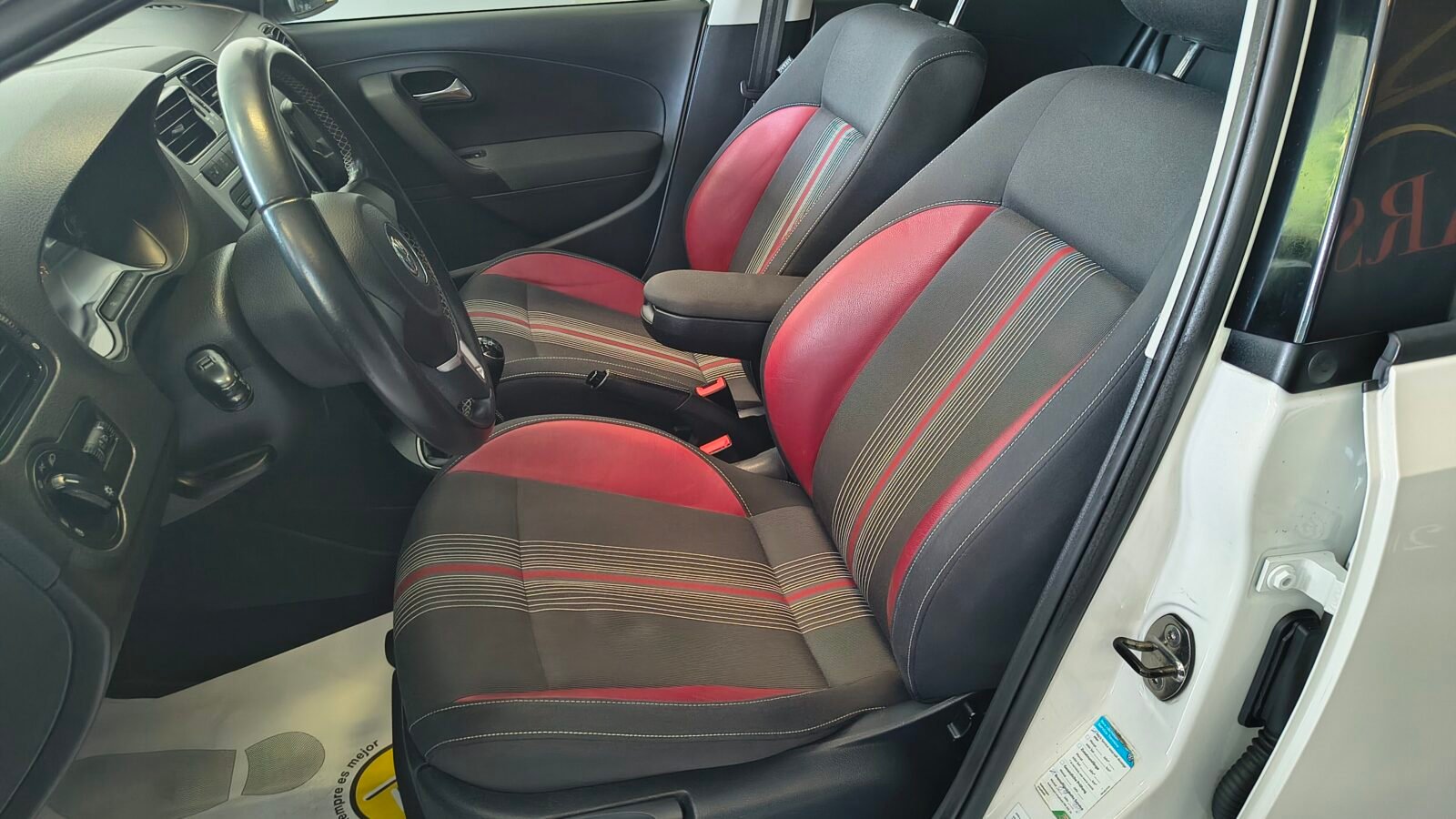VOLKSWAGEN POLO 1.2 TDI