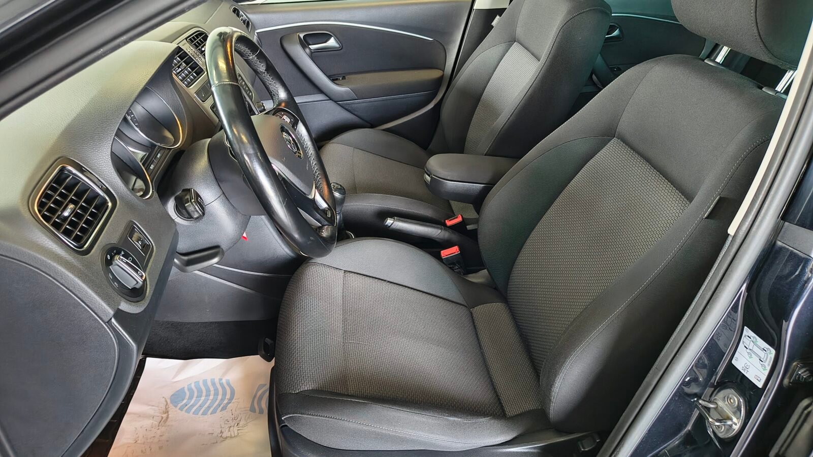 VOLKSWAGEN POLO 1.4 tdi
