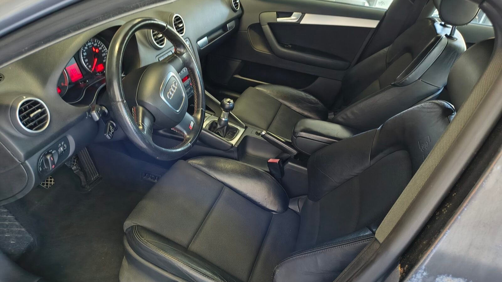 AUDI A3 SLINE