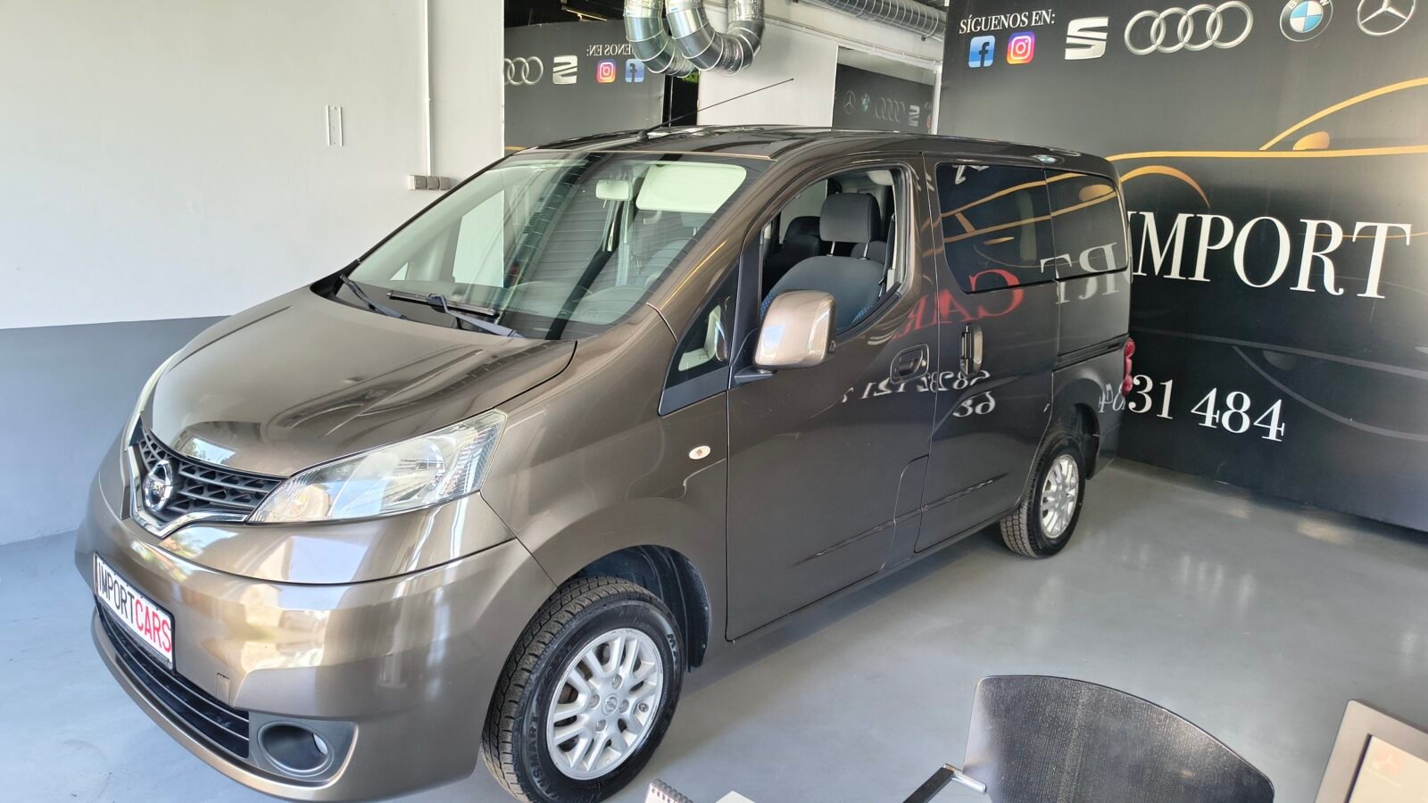 NISSAN NV200 7 PLAZAS