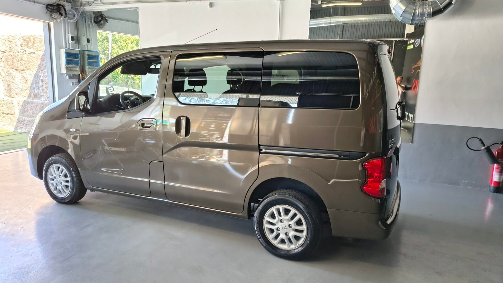 NISSAN NV200 7 PLAZAS