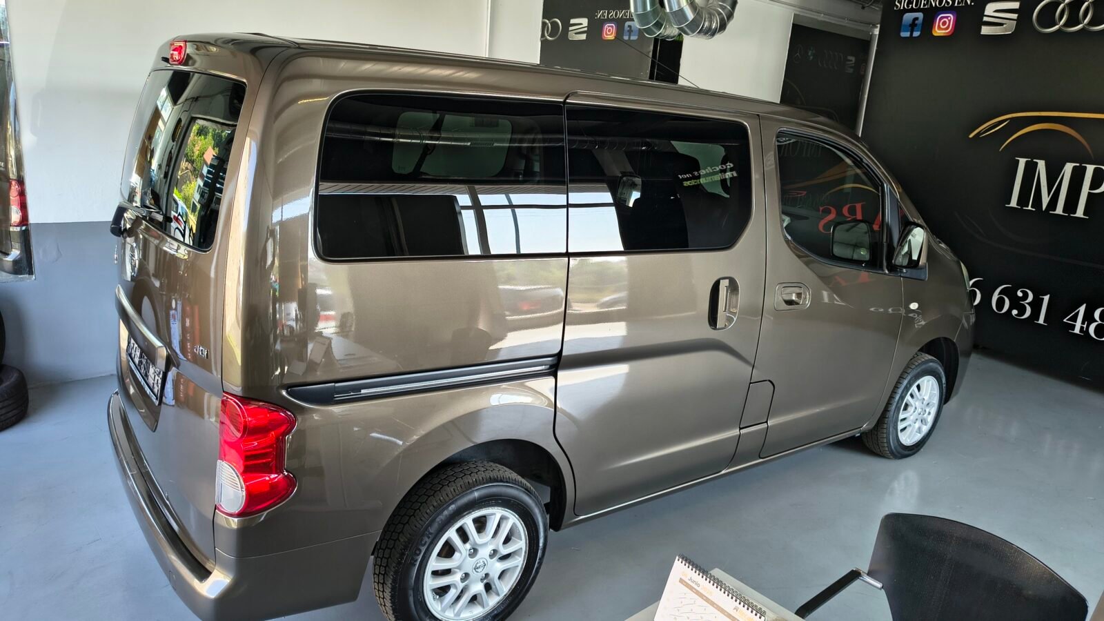 NISSAN NV200 7 PLAZAS