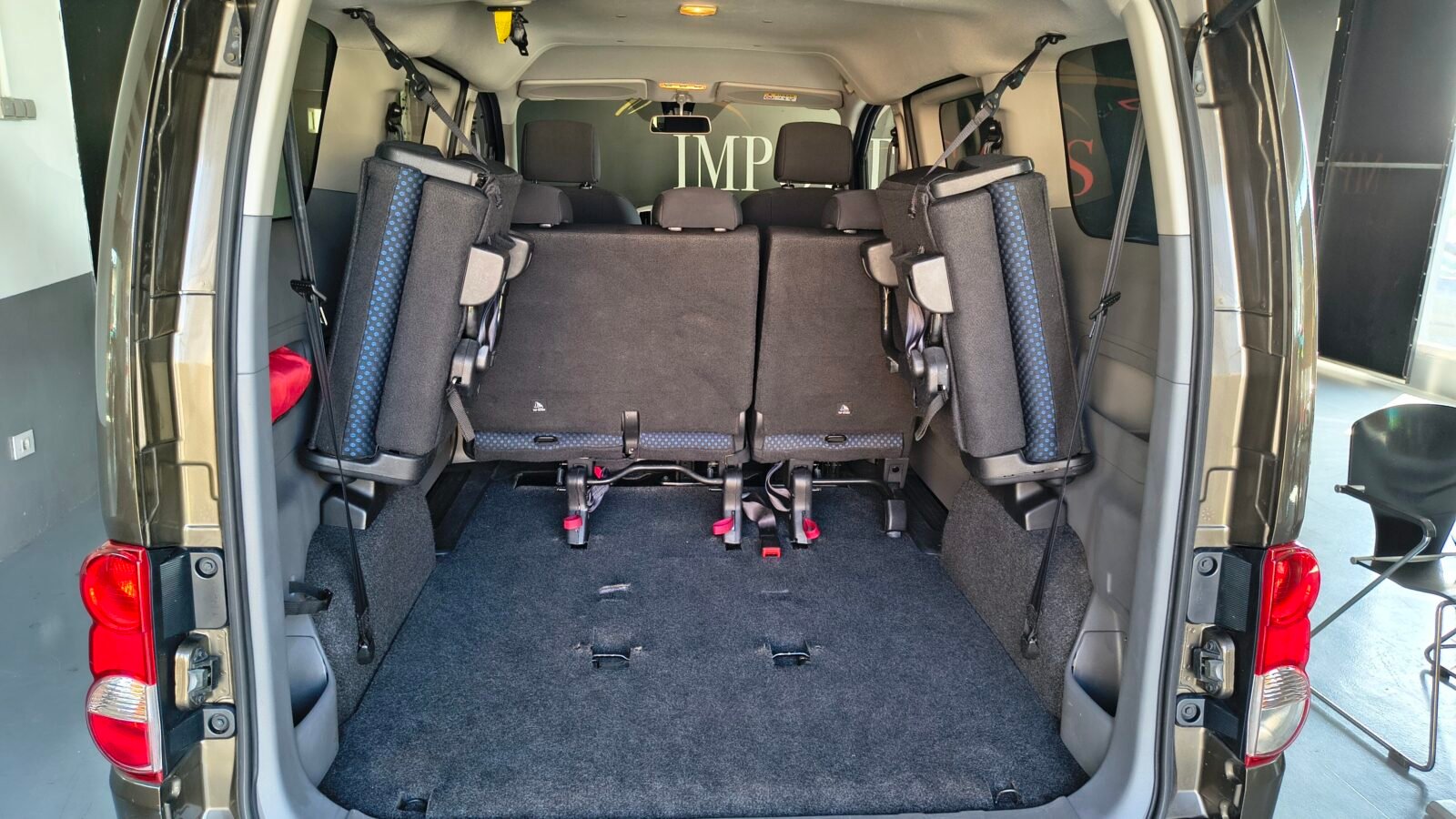 NISSAN NV200 7 PLAZAS