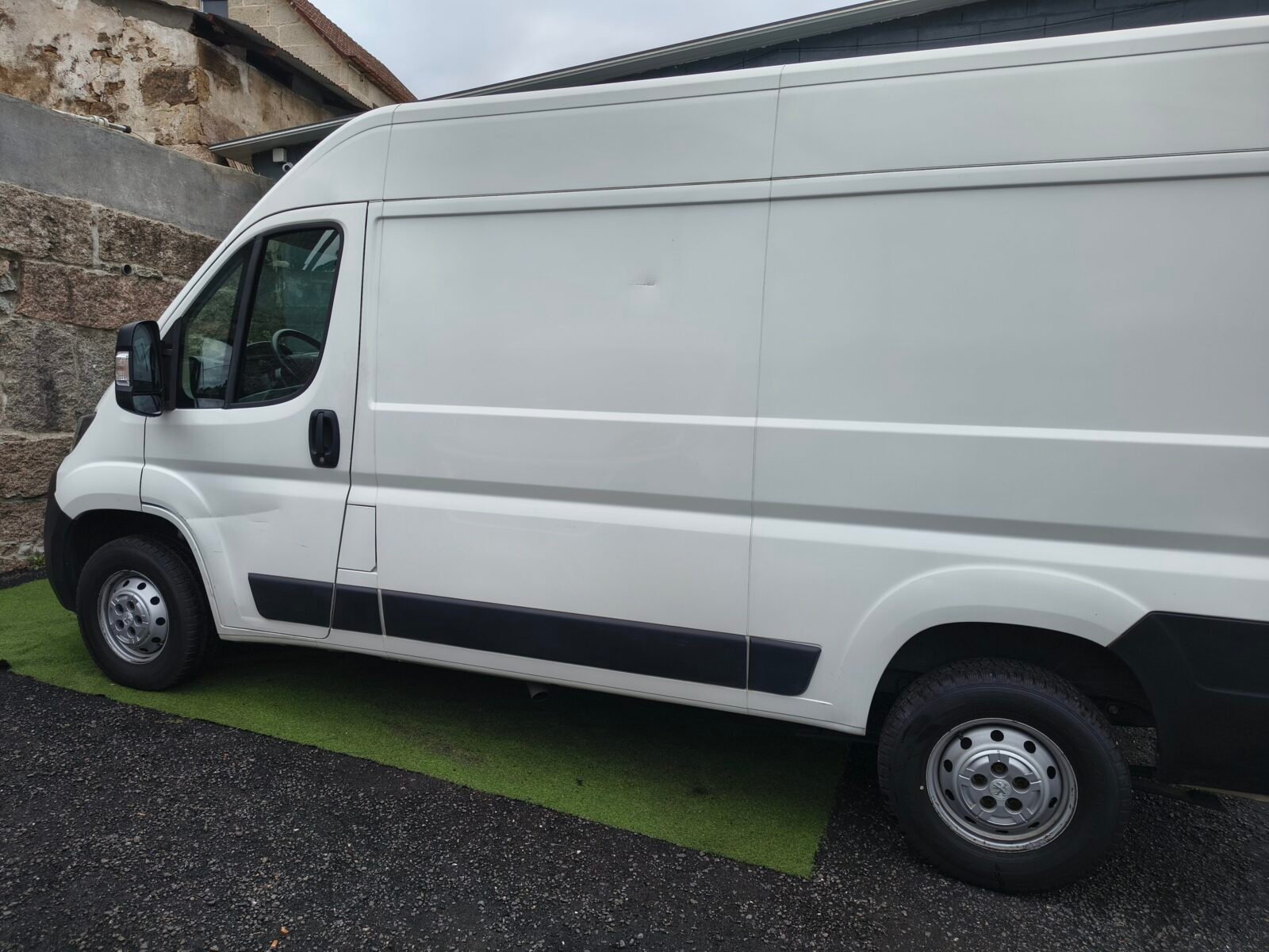 PEUGEOT boxer 3 plazas