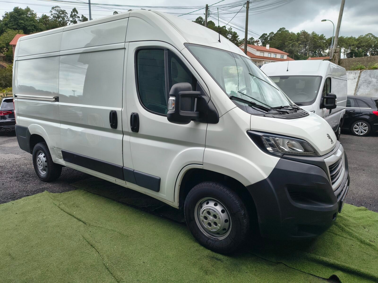 PEUGEOT boxer 3 plazas
