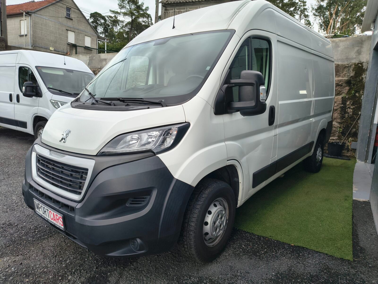 PEUGEOT boxer 3 plazas