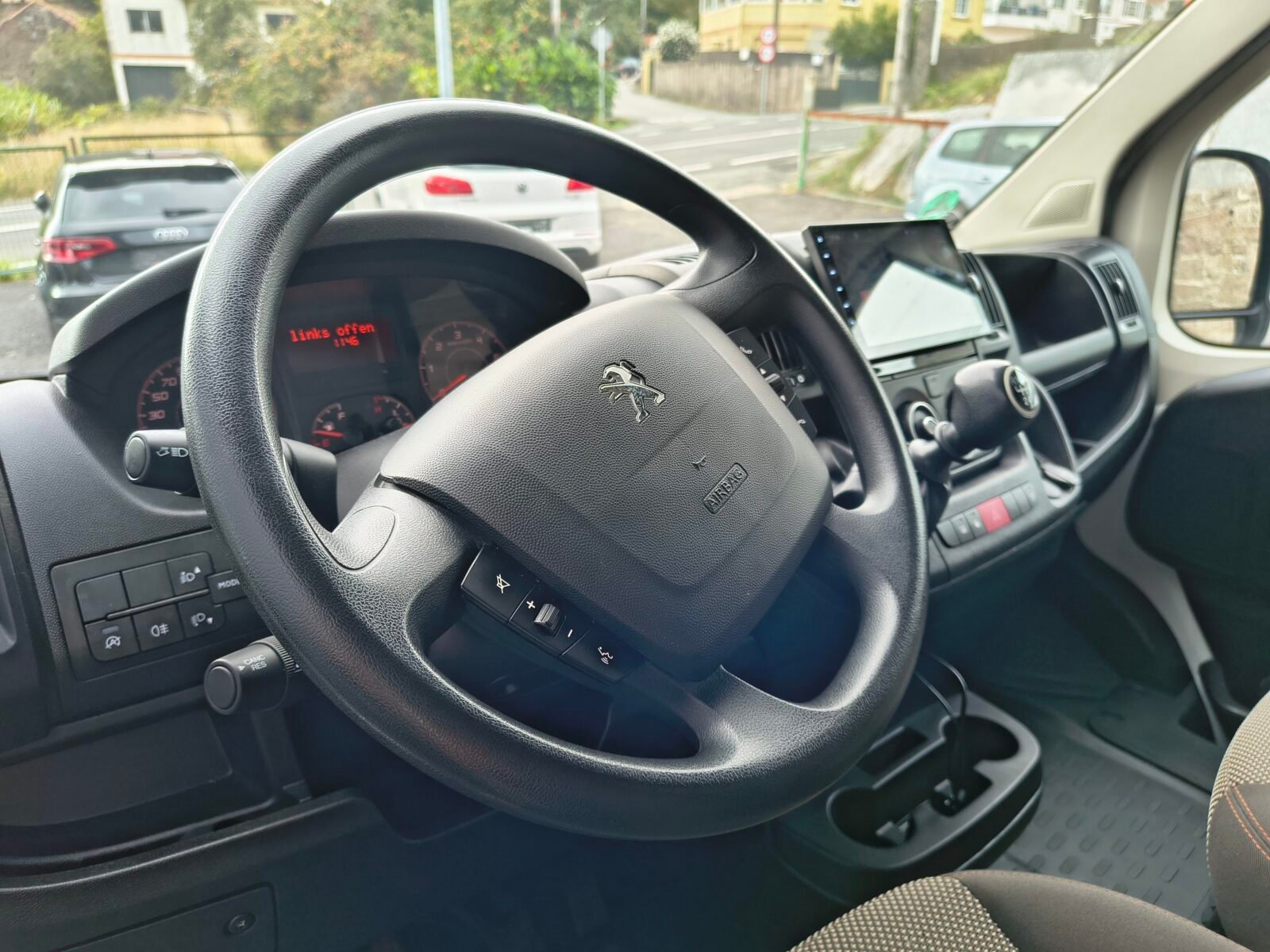 PEUGEOT boxer 3 plazas