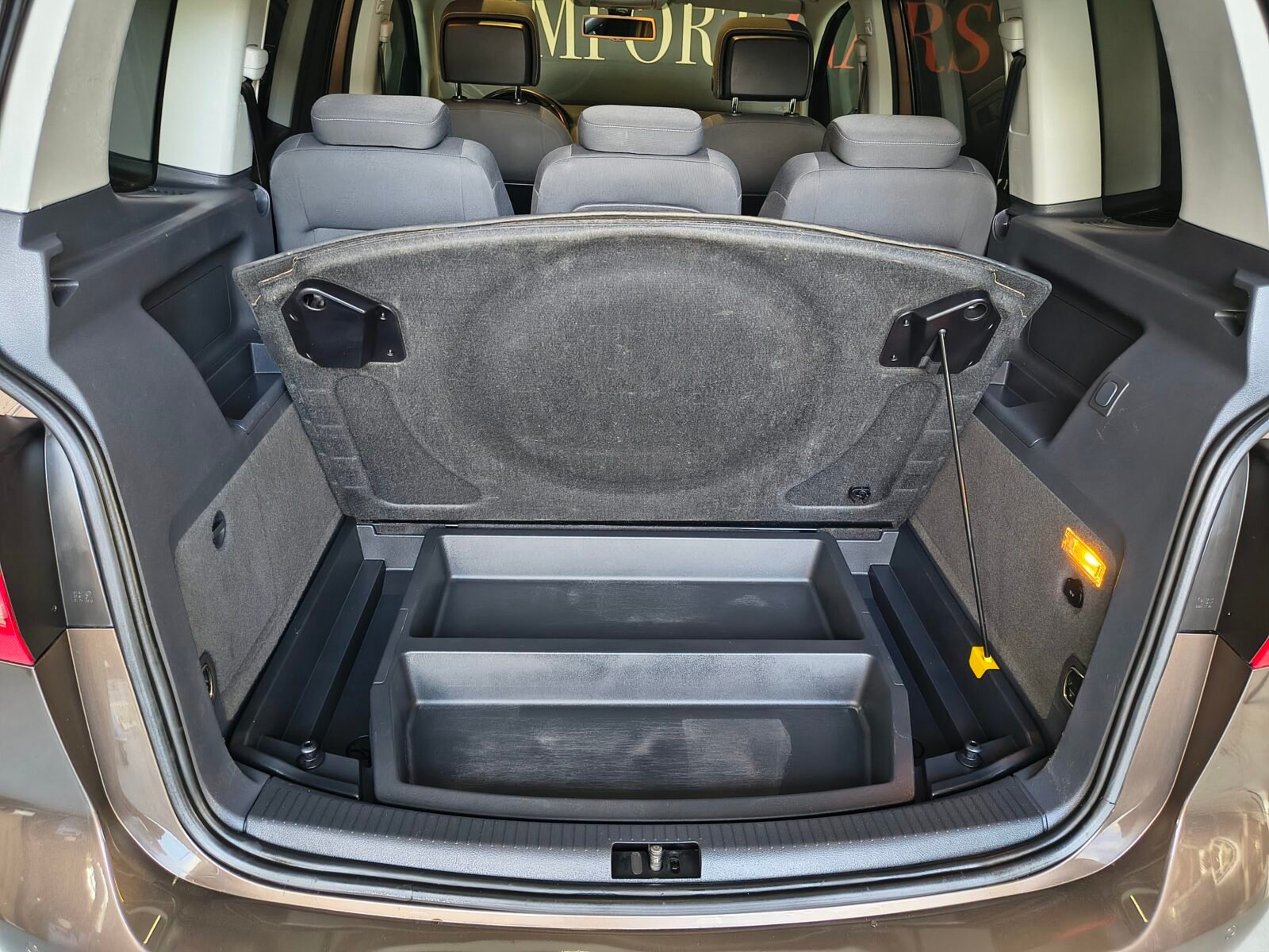 VOLSWAGUEN Touran 2.0 TDI MACHT